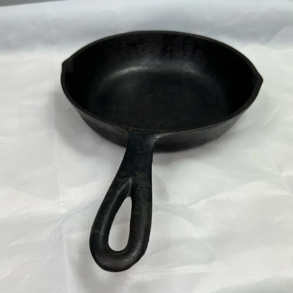 Vintage BSR Cast Iron Skillet No. 3 Fry Pan 6-5/8